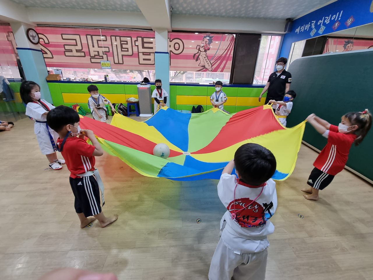 본문 20번 사진 — 유아체육